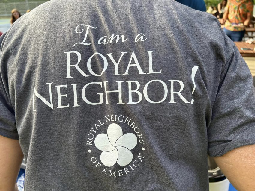 I am a Royal Neighbor tshirt